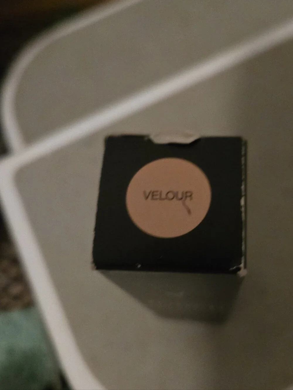 Younique Touch Mineral Liquid Foundation Velour